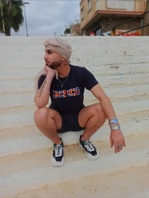 Arween Sirael on OnlyFans