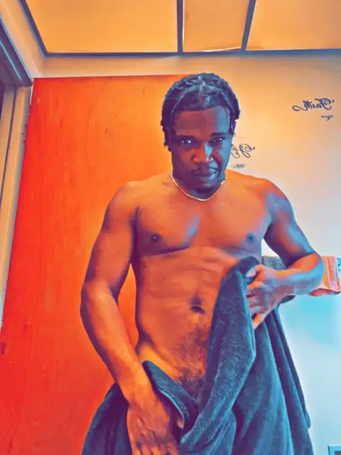 Baccwood Lonnie on OnlyFans