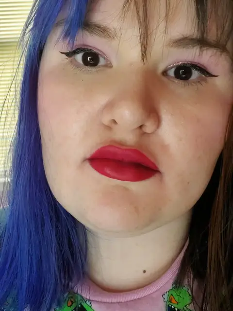 L on OnlyFans