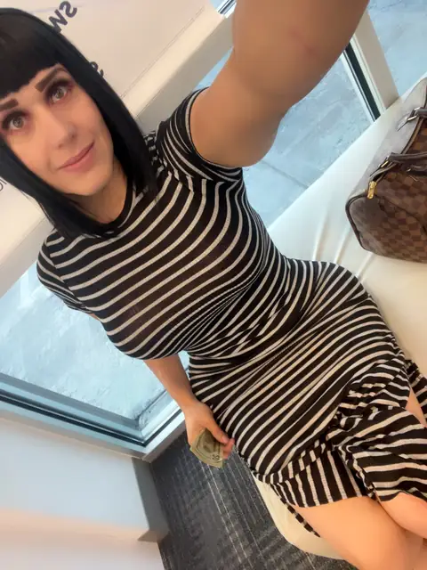 Chabely fox (Trans) on OnlyFans