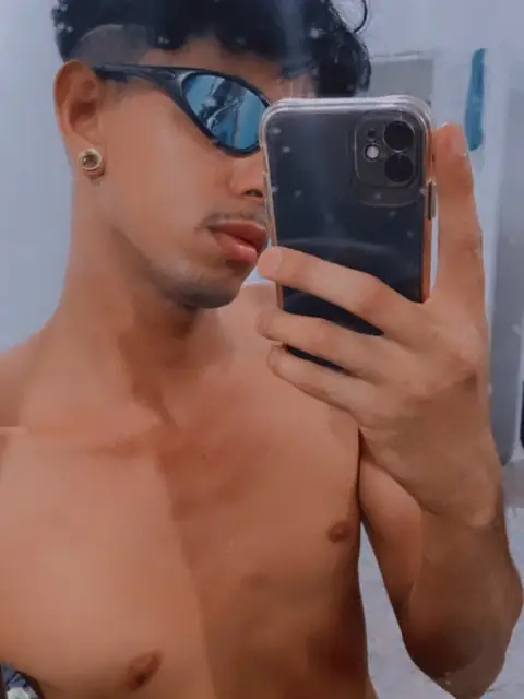 Lexlex on OnlyFans