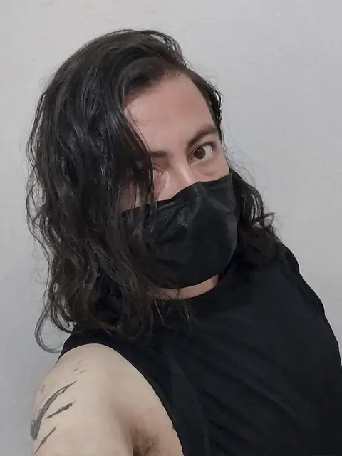 Jhon Mirror Mask on OnlyFans