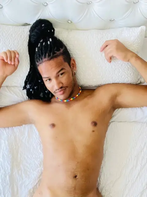 juicybutts_ on OnlyFans