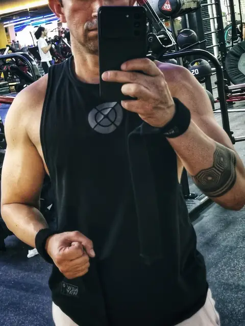 Andr s Herrera OnlyFans profile