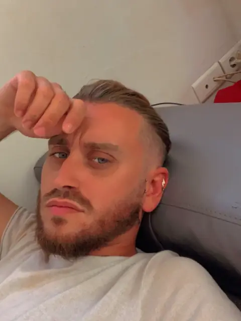 Jeremy CHAVINAS on OnlyFans