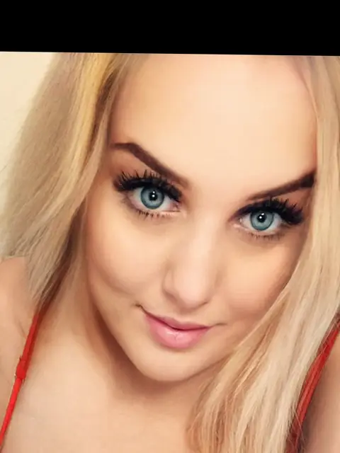 Lady on OnlyFans