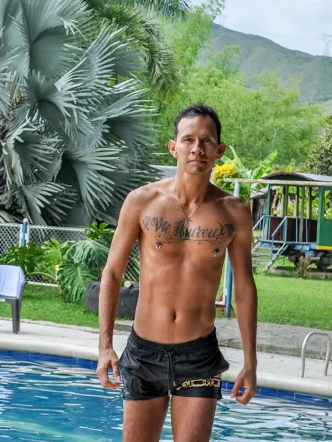Ricardo Dur n on OnlyFans