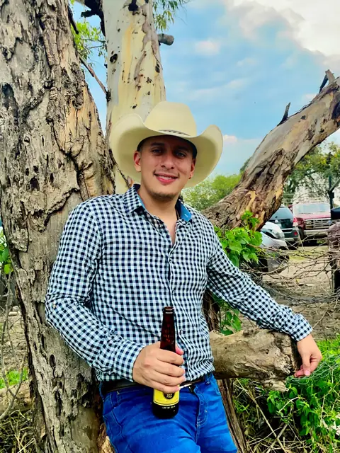 Heriberto Gonz lez on OnlyFans