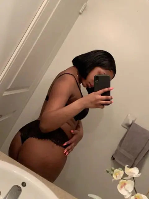 Exxxkitty on OnlyFans