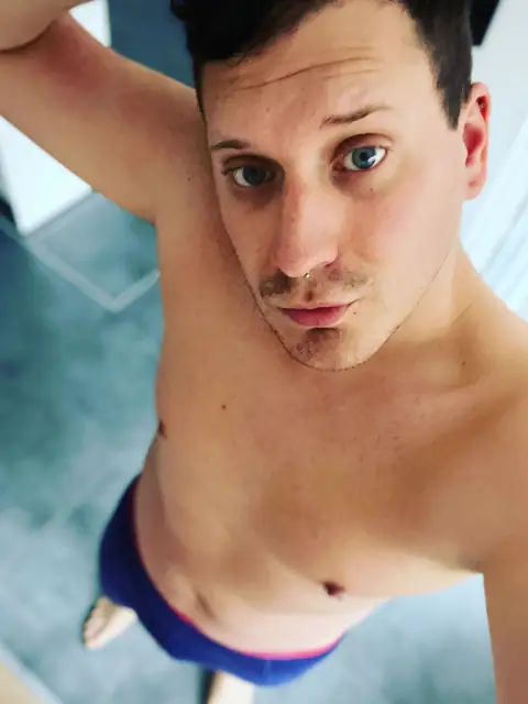 Miikeee on OnlyFans