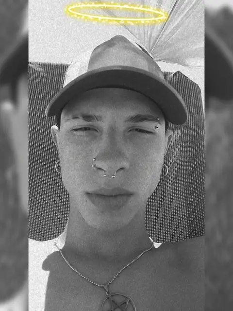 Guri De Saturno on OnlyFans
