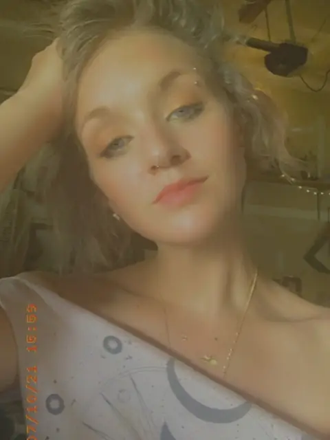 Lyly on OnlyFans