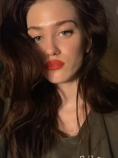 Mia Floress on OnlyFans