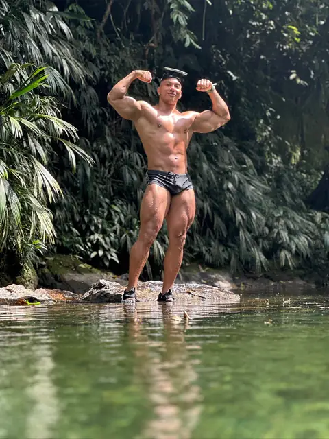 Fresz on OnlyFans