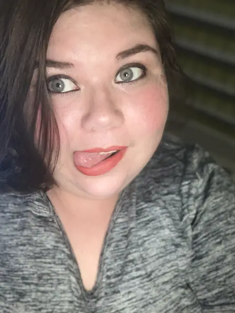 Luna Bee Lynne on OnlyFans