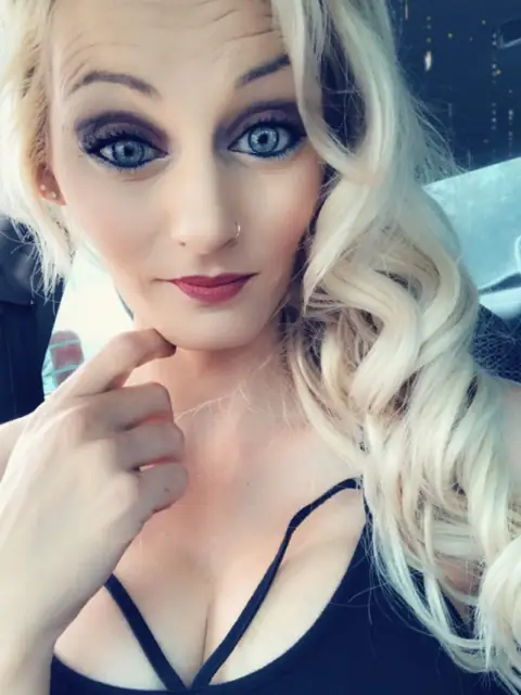 Makayla Grace on OnlyFans