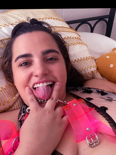 Julia Mushroom on OnlyFans