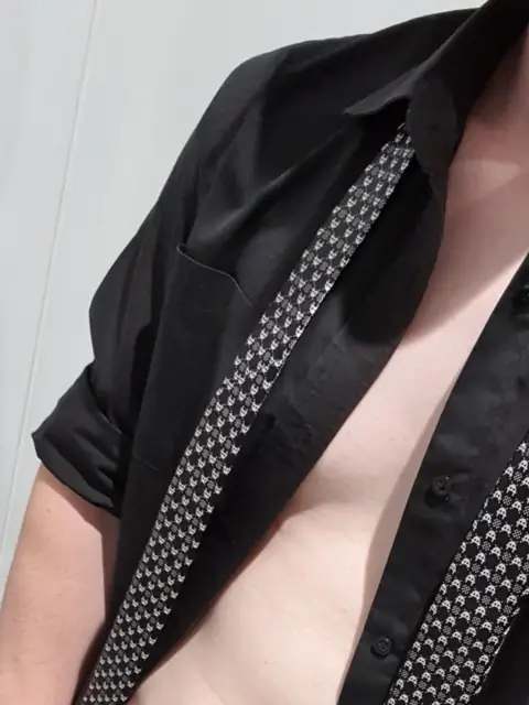 9InchMetalHead on OnlyFans