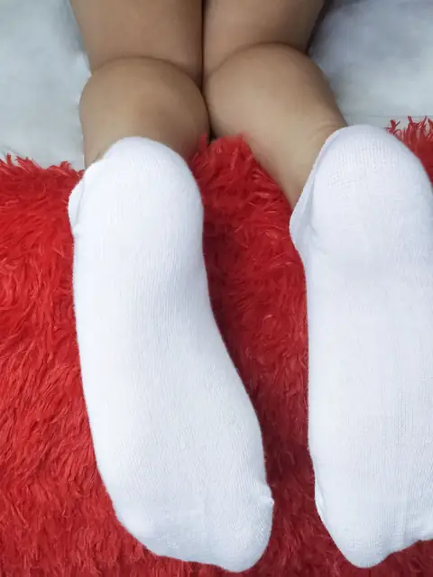 Miss Soft Paws on OnlyFans