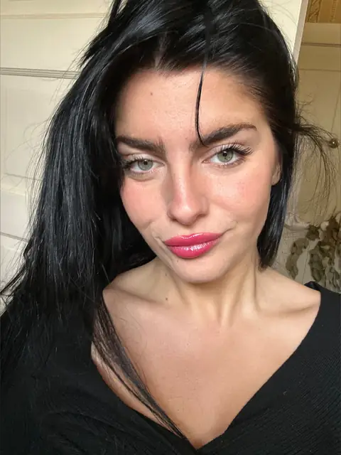 Nana on OnlyFans