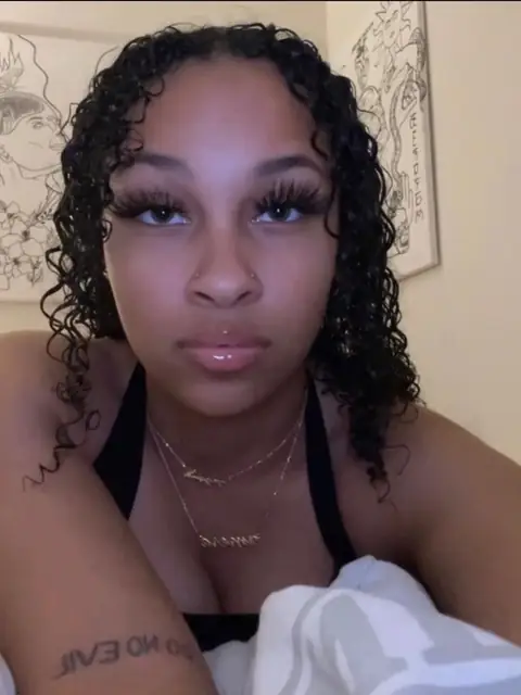 laaayyy on OnlyFans