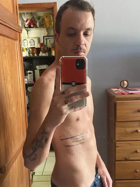 Arthur Oliveira on OnlyFans