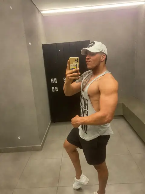 Pablo Vinicius on OnlyFans