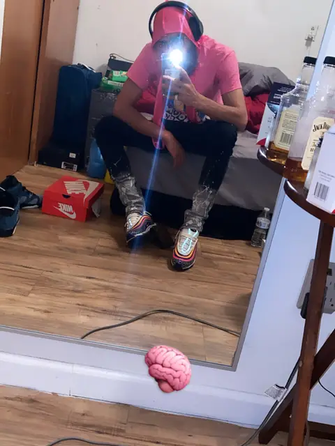 Papi_Arab_973 on OnlyFans