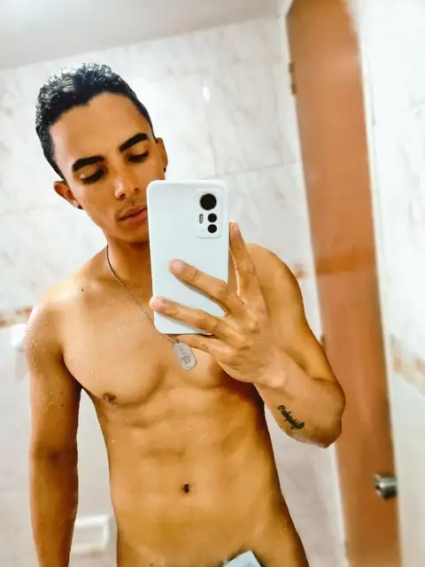 Pedro hernandez OnlyFans profile