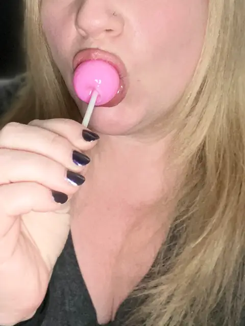 PorcelainInk on OnlyFans