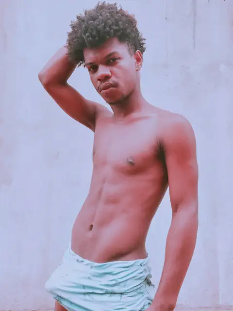Mael Santtos on OnlyFans