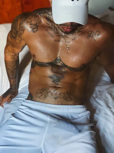 Alejandro Dragun cali 1992 on OnlyFans