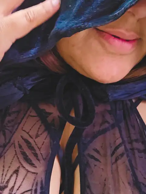 VoluptuousVampiress on OnlyFans