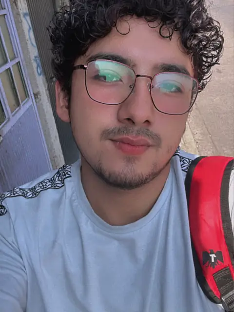 Roberto on OnlyFans