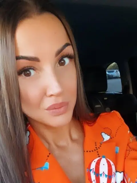 Alina Queen of Legs on OnlyFans
