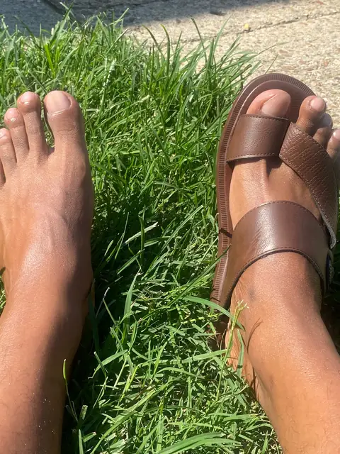 Soft Soles & Pretty Toes on OnlyFans