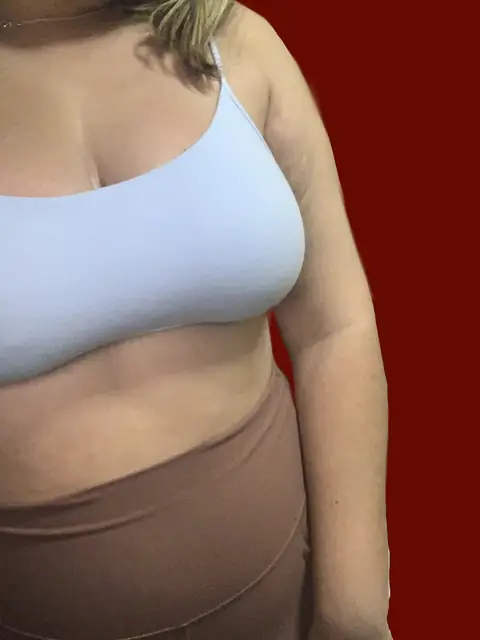 Em x on OnlyFans