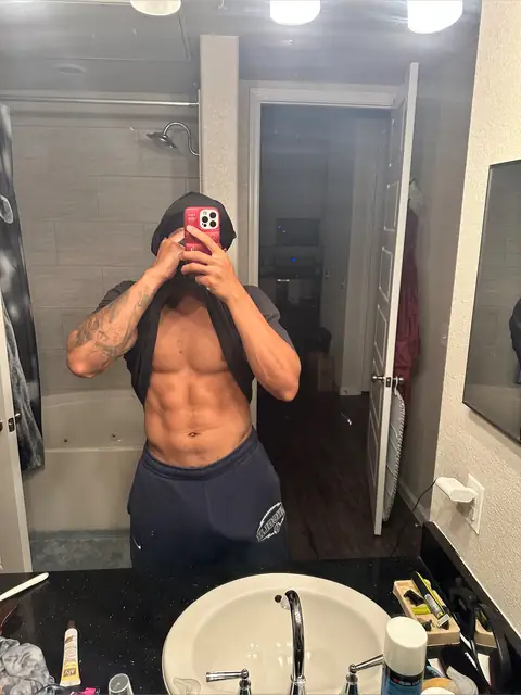 FreakyZ on OnlyFans