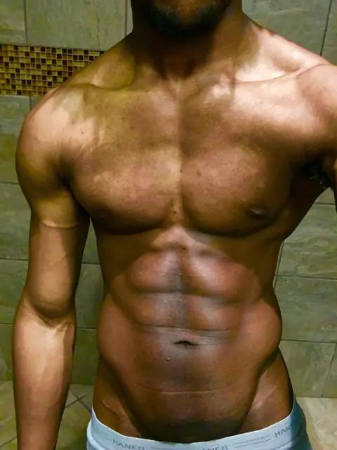 WhereShouldiNut on OnlyFans