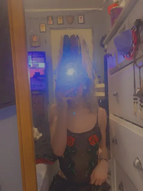 H on OnlyFans