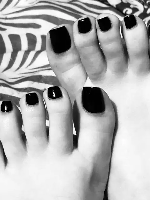 Your favorite feet on OnlyFans