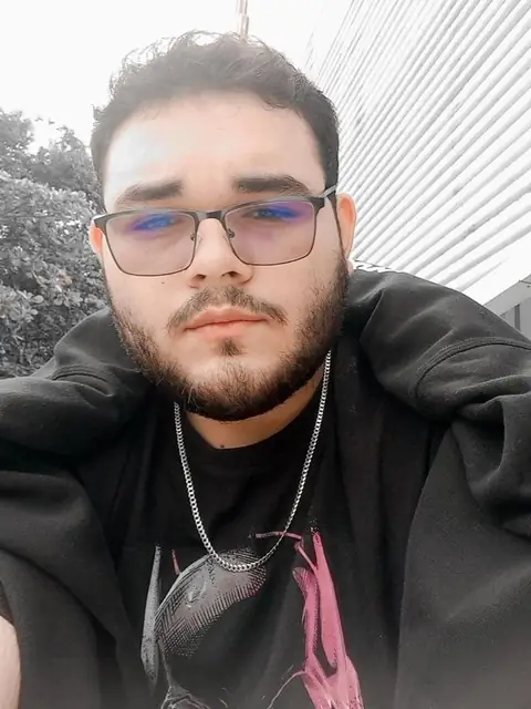 ARATH CASTILLO on OnlyFans