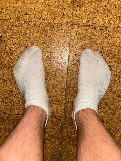 Sockfeetlad on OnlyFans