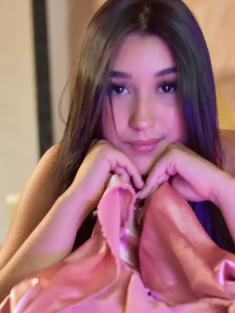 SWEET SALOM on OnlyFans