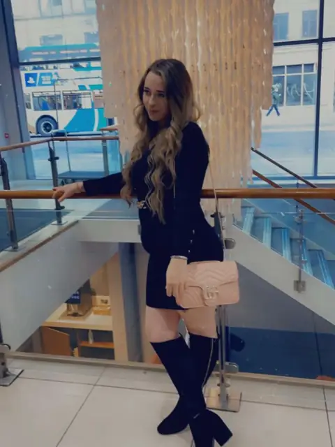 Alice on OnlyFans