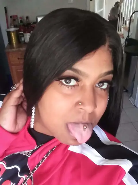 Ms. Hollywood on OnlyFans
