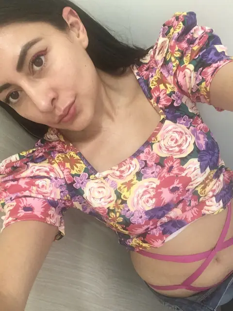 Cinnamon on OnlyFans