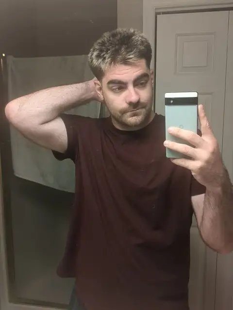 Garth Veldran on OnlyFans