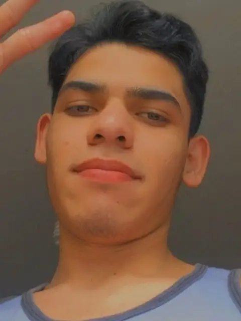Iv n S nchez on OnlyFans