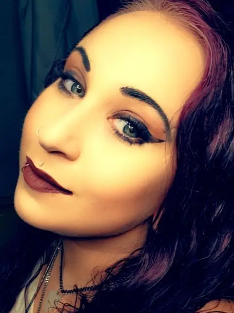 Veronica Rayne OnlyFans profile